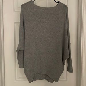 Gray 3/4 length shirt